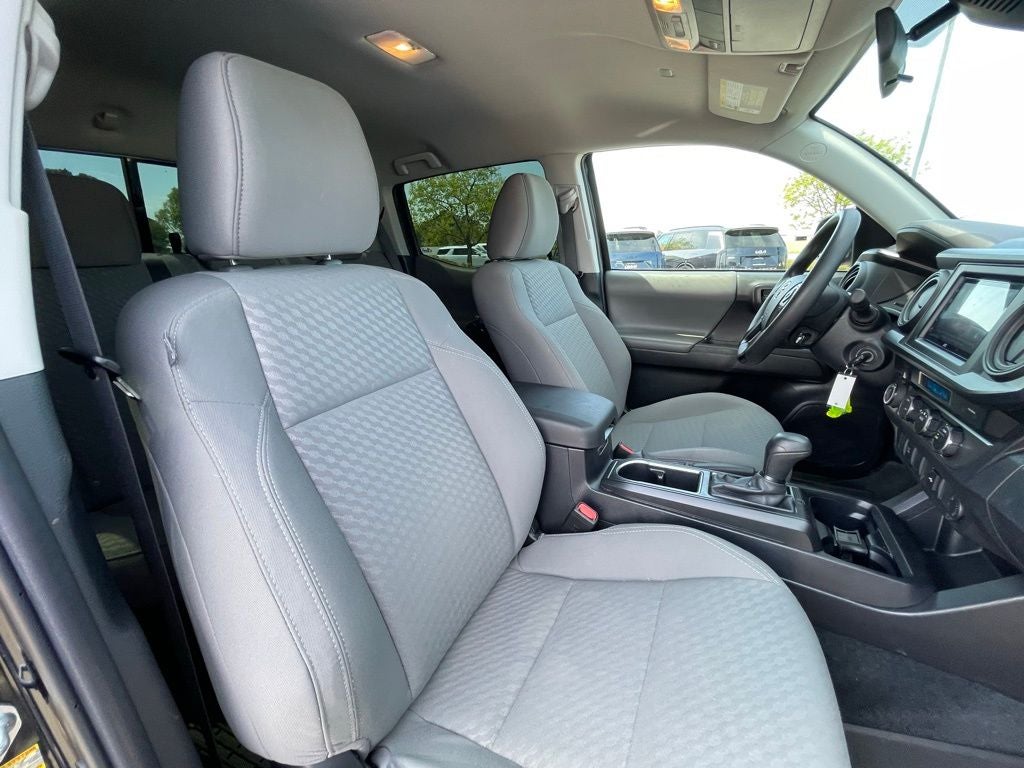 2022 Toyota Tacoma SR V6