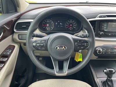 2016 Kia Sorento LX