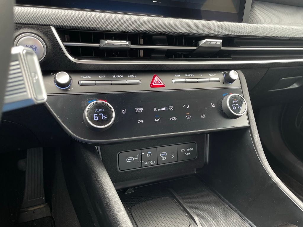 2026 Hyundai SONATA HYBRID SEL