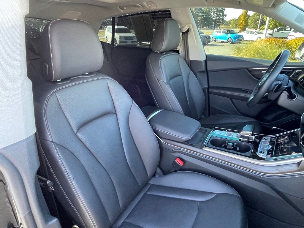 2023 Audi Q8 55 Prestige quattro