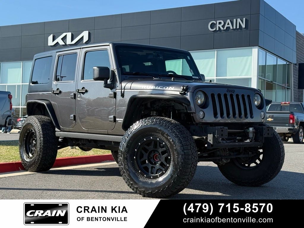 2014 Jeep Wrangler Unlimited Rubicon - LIFTED! / 4WD / CLEAN CARFAX