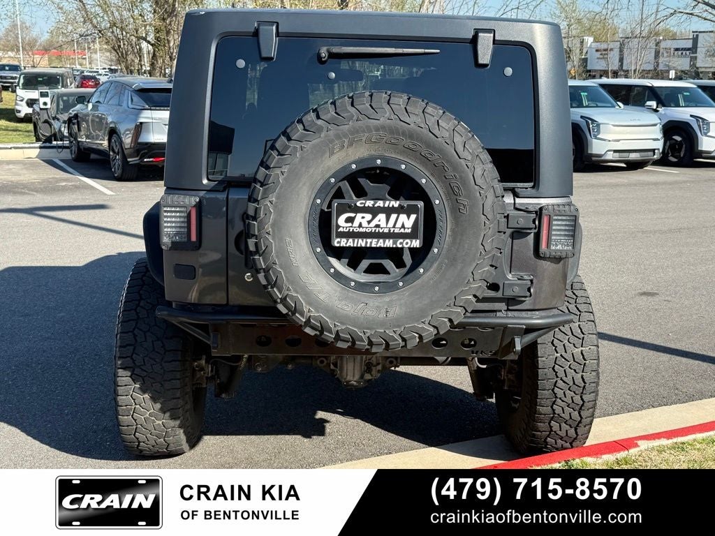 2014 Jeep Wrangler Unlimited Rubicon - LIFTED! / 4WD / CLEAN CARFAX