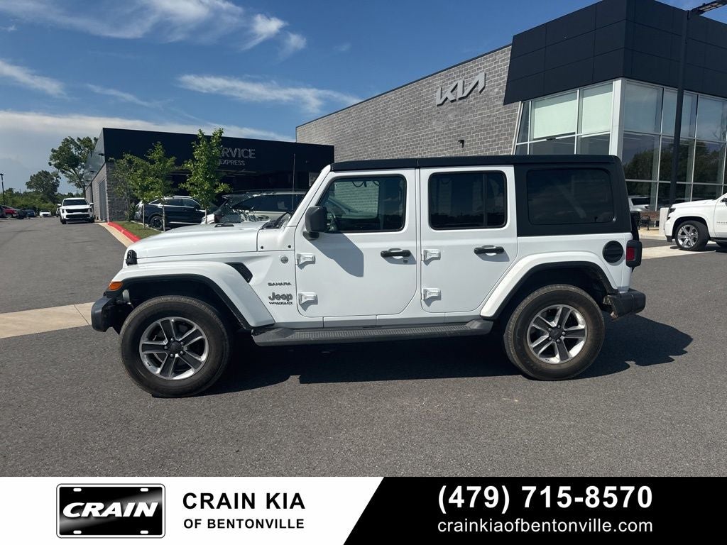2018 Jeep Wrangler Unlimited Sahara - 4WD / CLEAN CARFAX / ONE OWNER