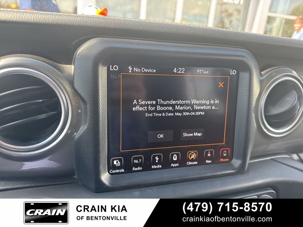 2018 Jeep Wrangler Unlimited Sahara - 4WD / CLEAN CARFAX / ONE OWNER