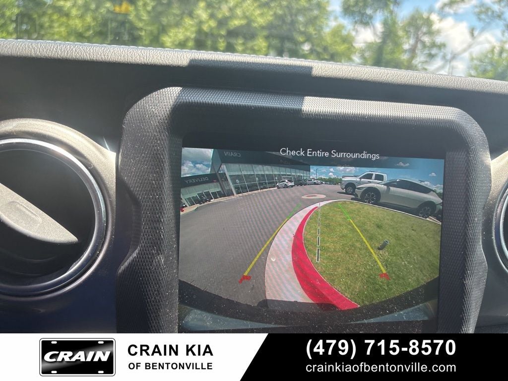 2020 Jeep Wrangler Unlimited Sahara - 4WD / SKY ONE TOUCH / ONE OWNER