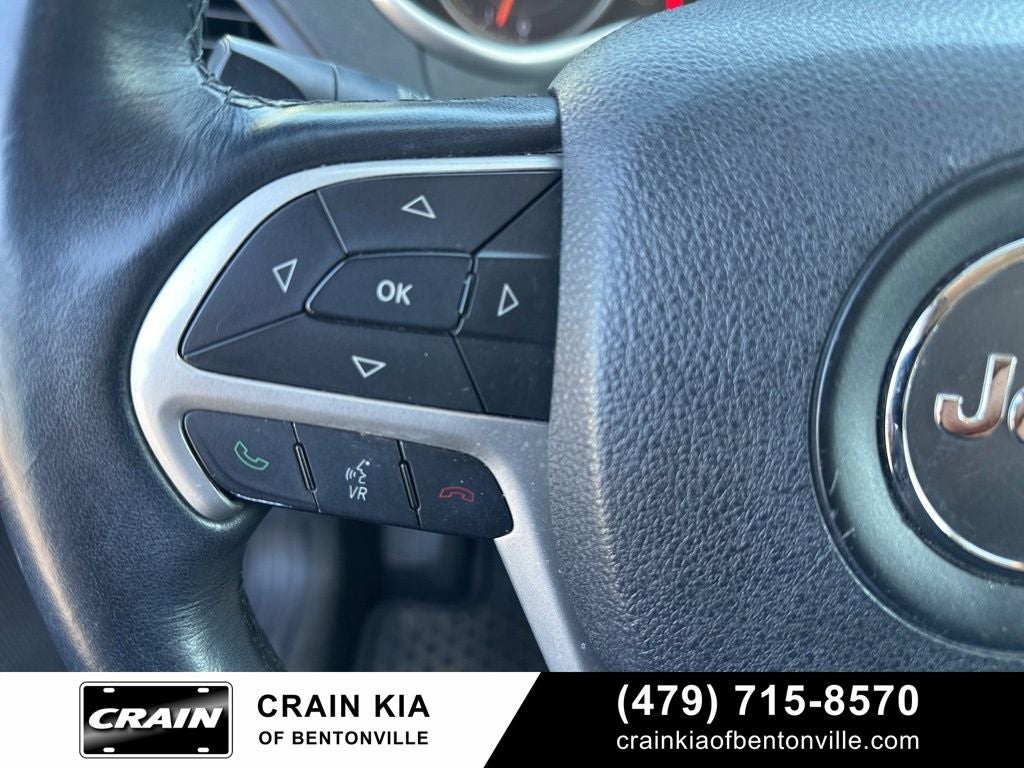 2016 Jeep Cherokee Latitude - CLEAN CARFAX