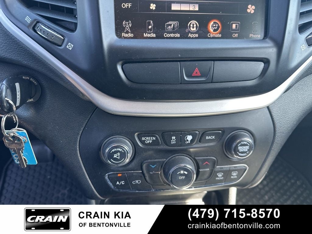 2016 Jeep Cherokee Latitude - CLEAN CARFAX