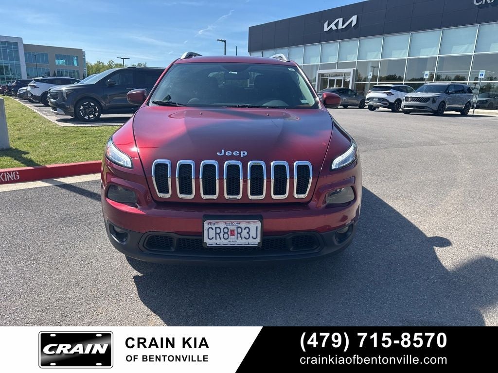 2016 Jeep Cherokee Latitude - CLEAN CARFAX