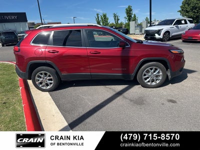 2016 Jeep Cherokee Latitude - CLEAN CARFAX