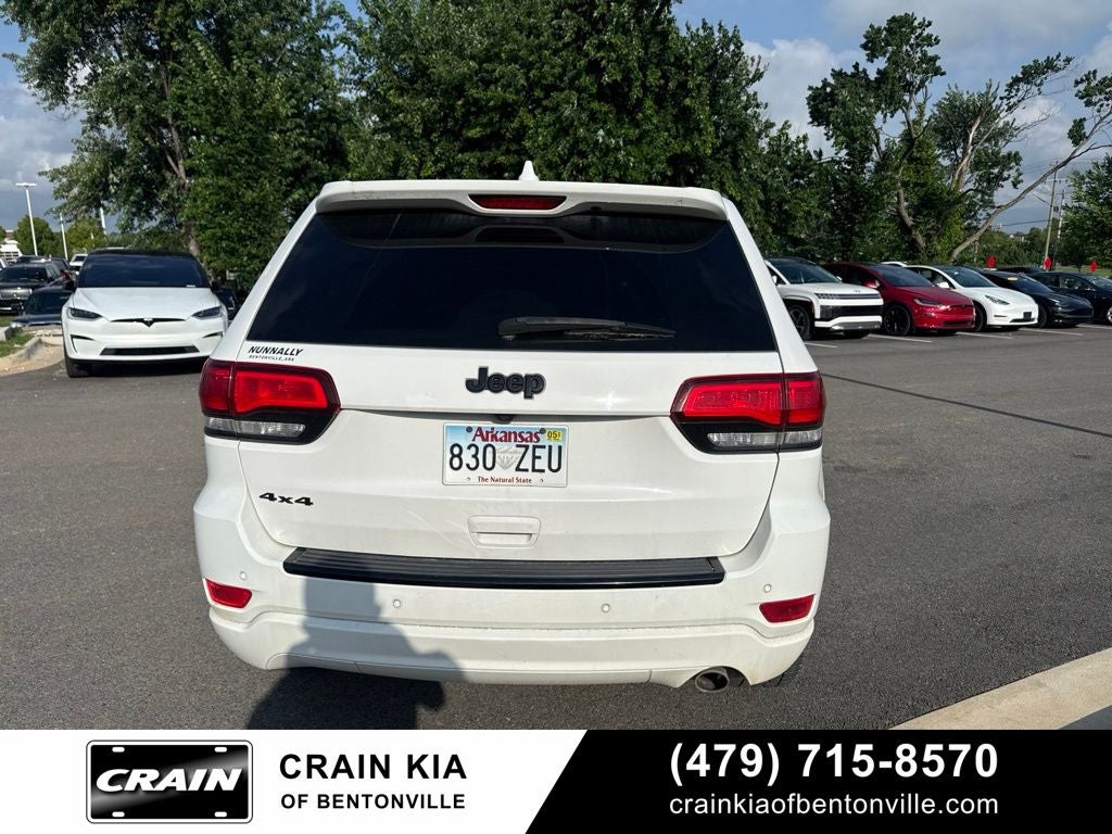 2018 Jeep Grand Cherokee Altitude - 4WD / SUNROOF