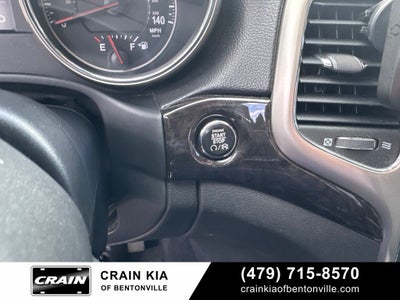 2013 Jeep Grand Cherokee Laredo - 4WD / SUNROOF