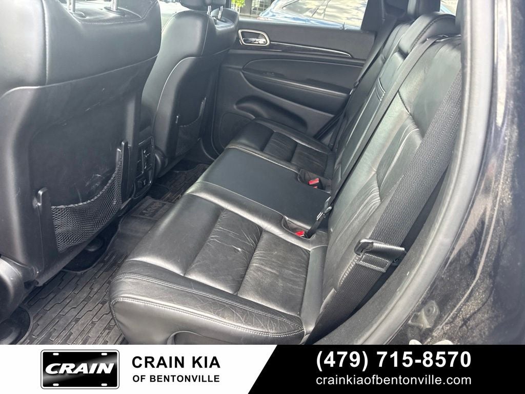 2013 Jeep Grand Cherokee Laredo - 4WD / SUNROOF