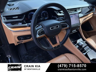 2023 Jeep Grand Cherokee L Summit - 4WD / PANORAMIC SUNROOF / ONE OWNER