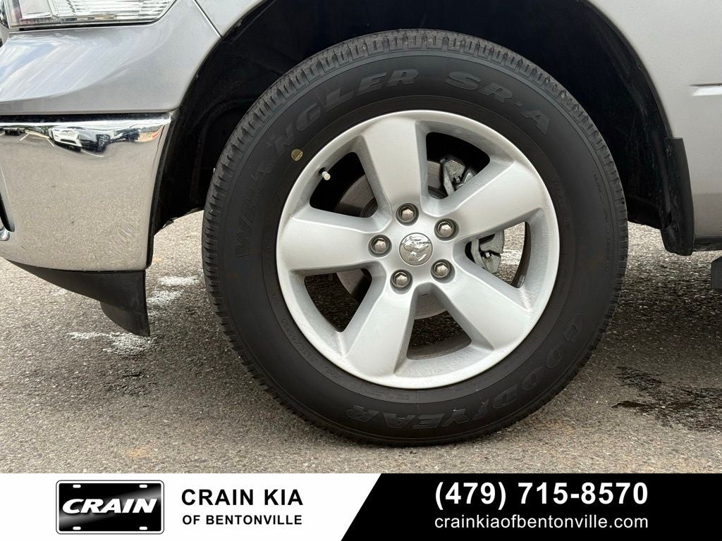 2021 RAM 1500 Classic Tradesman - CLEAN CARFAX / ONE OWNER / LOW MILES!