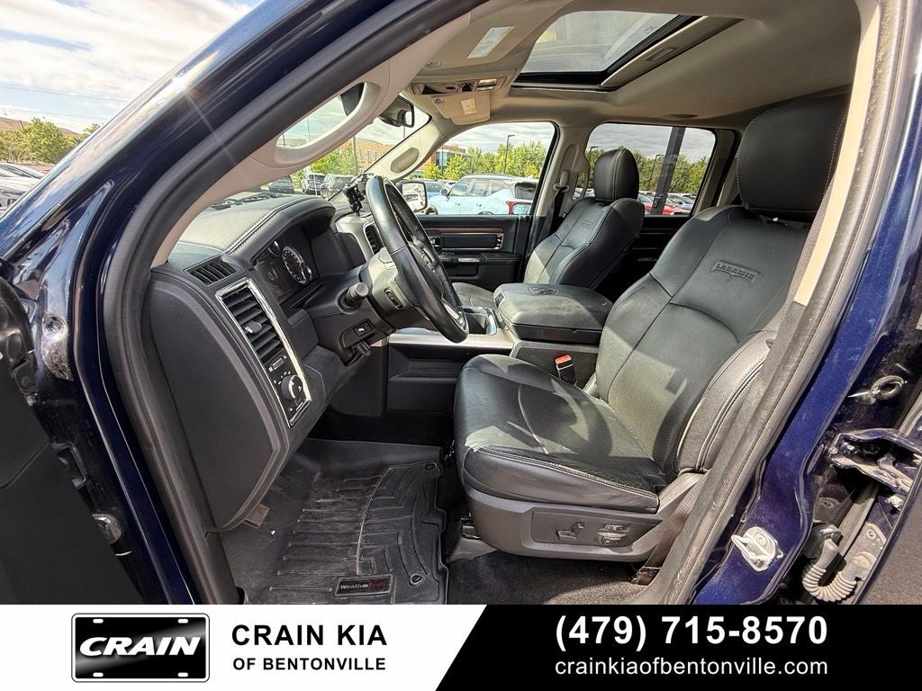2016 RAM 1500 Laramie - 4WD / CLEAN CARFAX / ONE OWNER