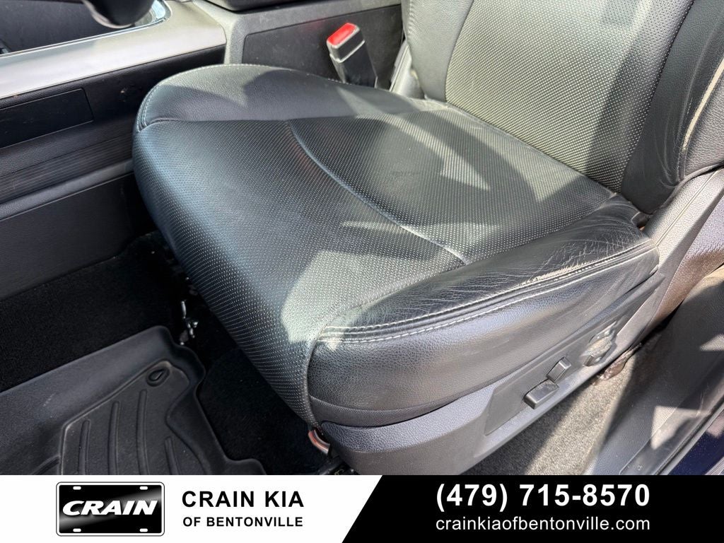 2016 RAM 1500 Laramie - 4WD / CLEAN CARFAX / ONE OWNER
