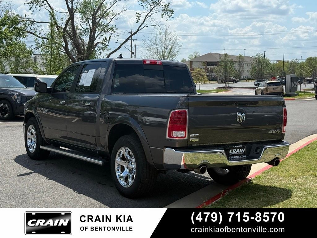 2015 RAM 1500 Laramie - 4WD / SUNROOF