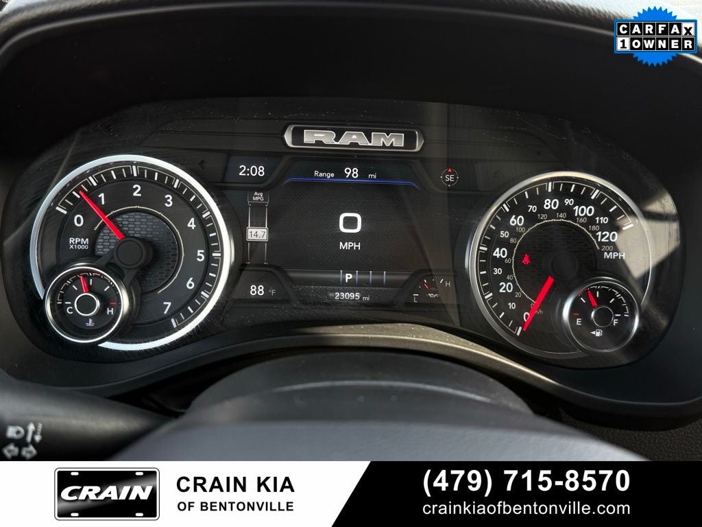 2025 RAM 1500 Warlock - 4WD / CLEAN CARFAX / ONE OWNER