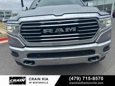 2020 RAM 1500 Laramie Longhorn - 4WD / PANORAMIC SUNROOF / LIFTED!