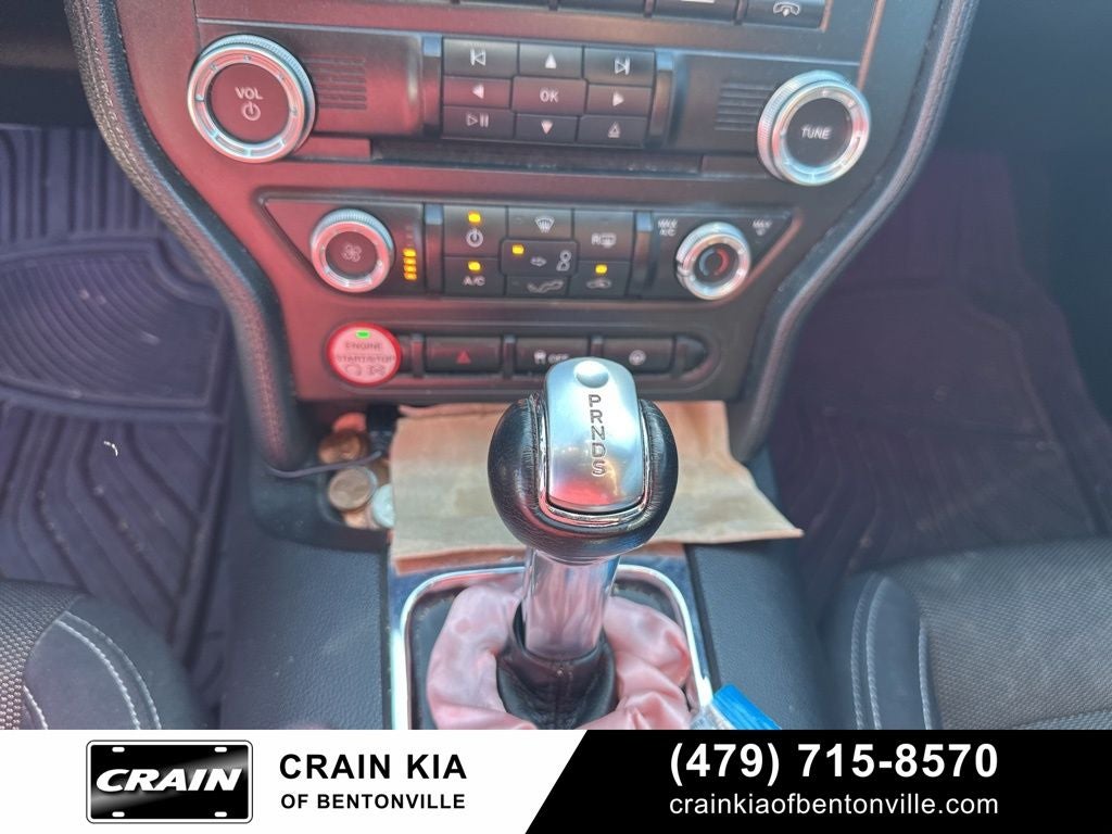 2016 Ford Mustang V6