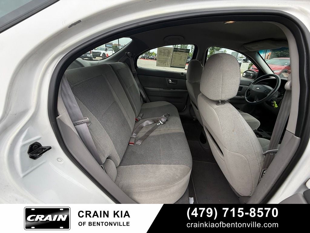 2000 Ford Taurus SE - CLEAN CARFAX