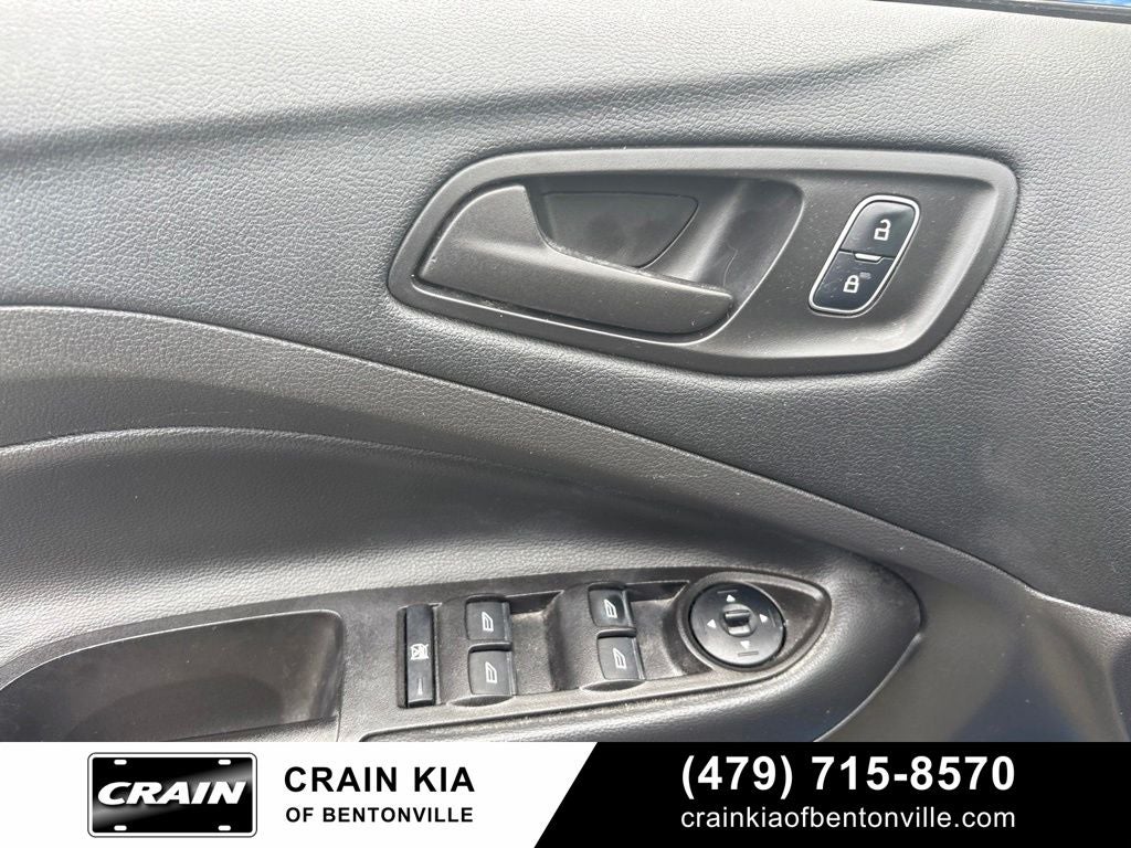 2017 Ford Escape S - CLEAN CARFAX / ONE OWNER