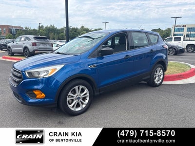 2017 Ford Escape S - CLEAN CARFAX / ONE OWNER