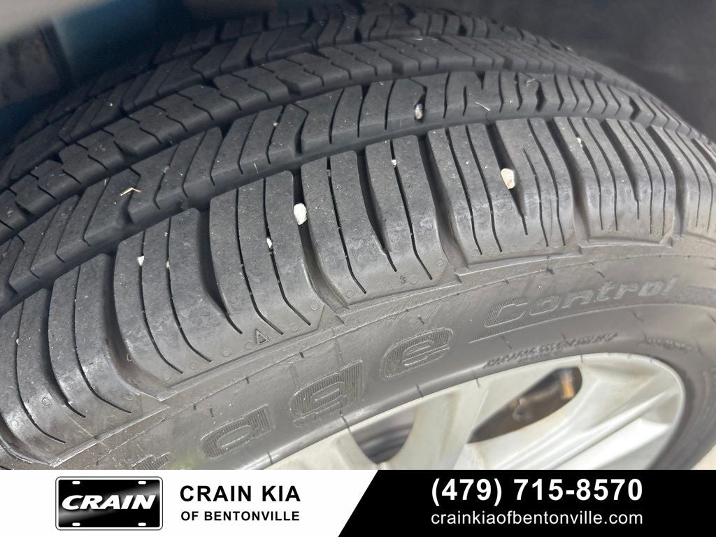 2017 Ford Escape S - CLEAN CARFAX / ONE OWNER