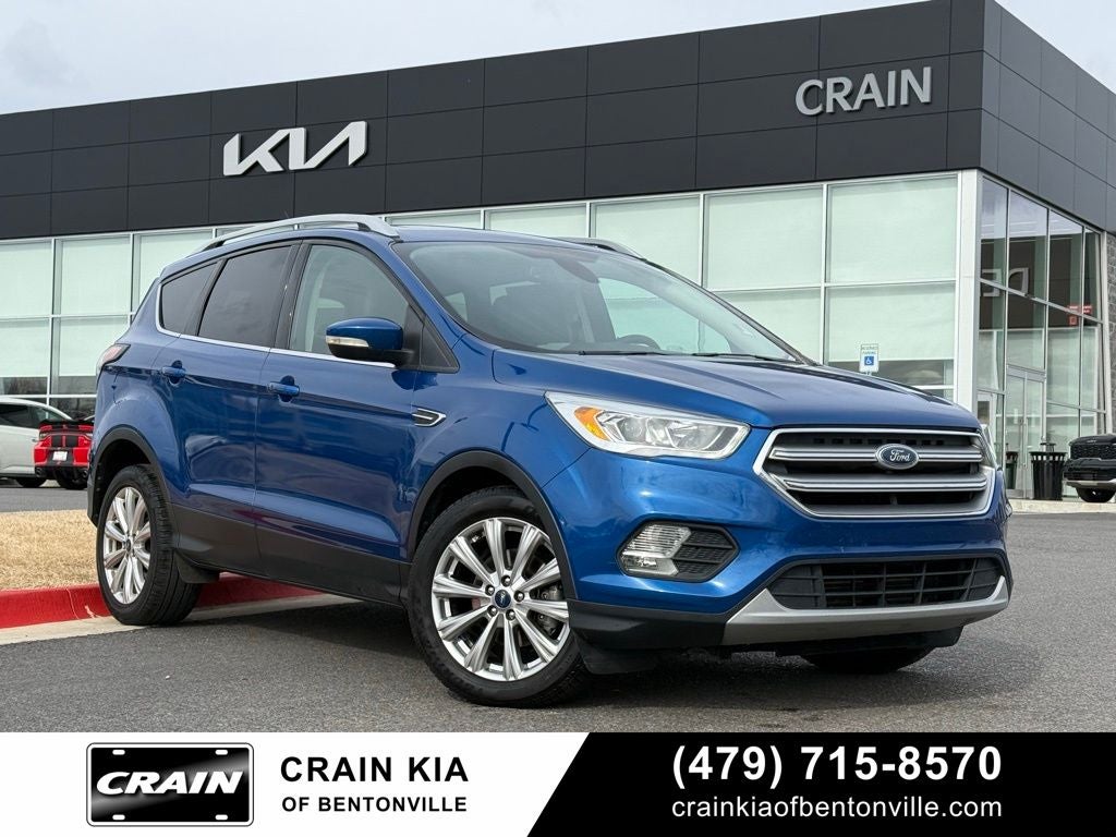2017 Ford Escape Titanium - PANORAMIC SUNROOF / CLEAN CARFAX