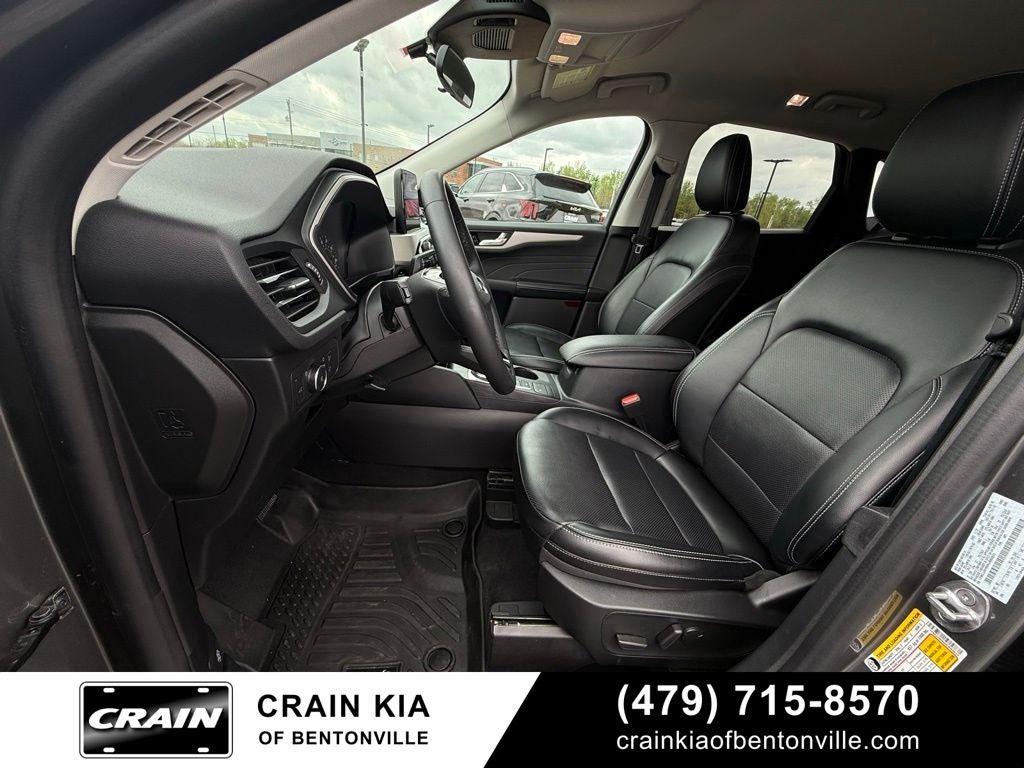 2022 Ford Escape SEL - AWD / CLEAN CARFAX