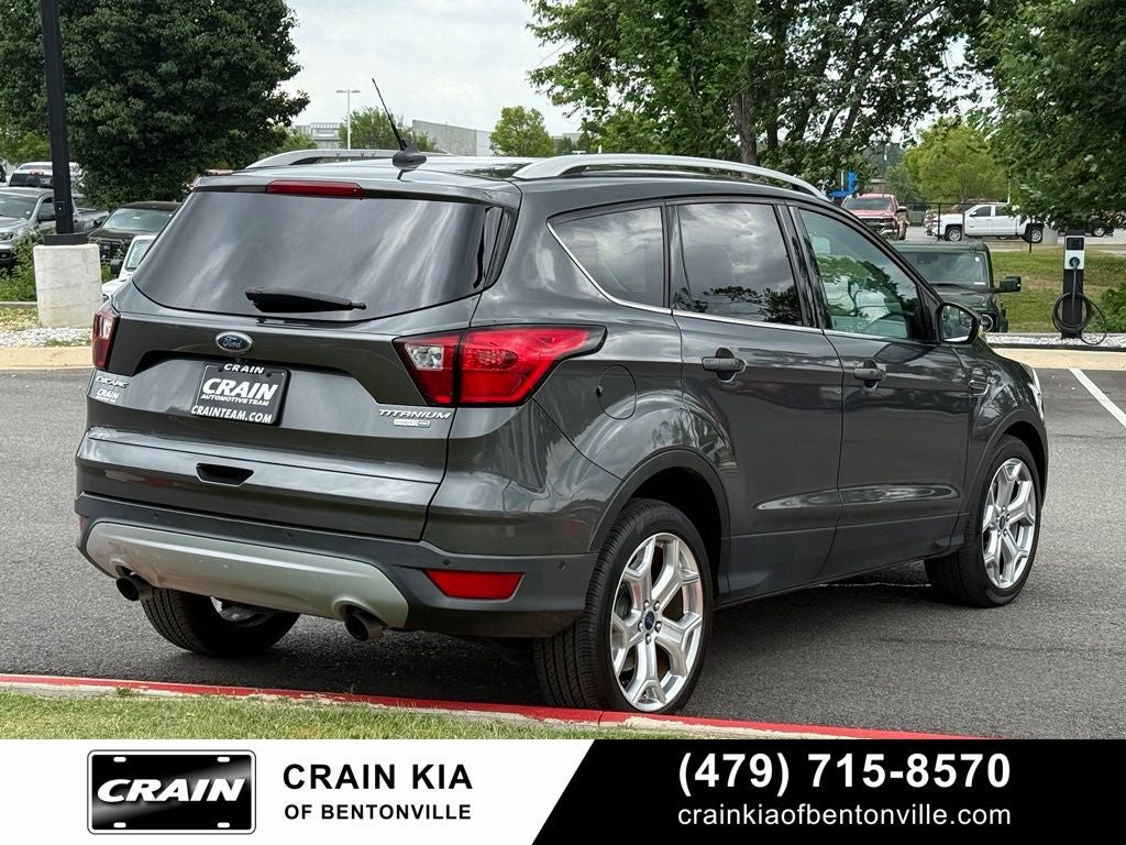 2019 Ford Escape Titanium - 4WD / CLEAN CARFAX