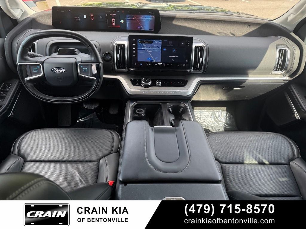 2025 Ford Expedition Platinum - 4WD / PANORAMIC SUNROOF / ONE OWNER
