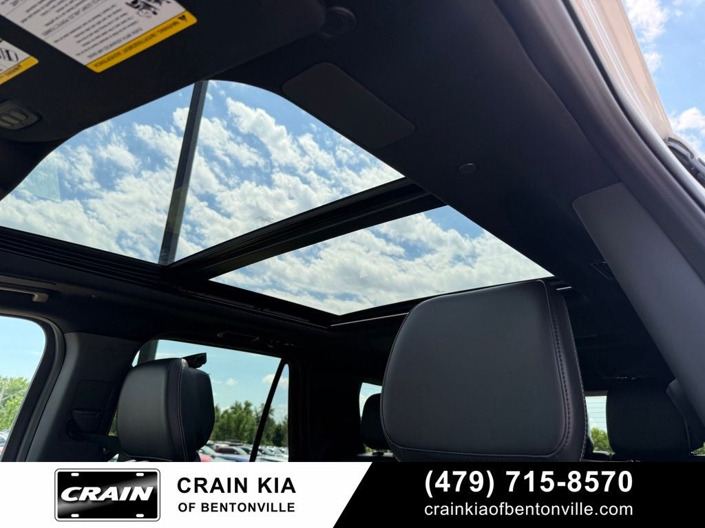 2026 Ford Expedition Platinum - 4WD / PANORAMIC SUNROOF / ONE OWNER