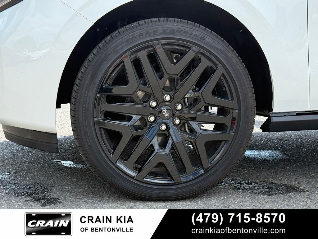 2026 Ford Expedition Platinum - 4WD / PANORAMIC SUNROOF / ONE OWNER