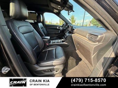 2020 Ford Explorer XLT - 4WD / PANORAMIC SUNROOF / CLEAN CARFAX