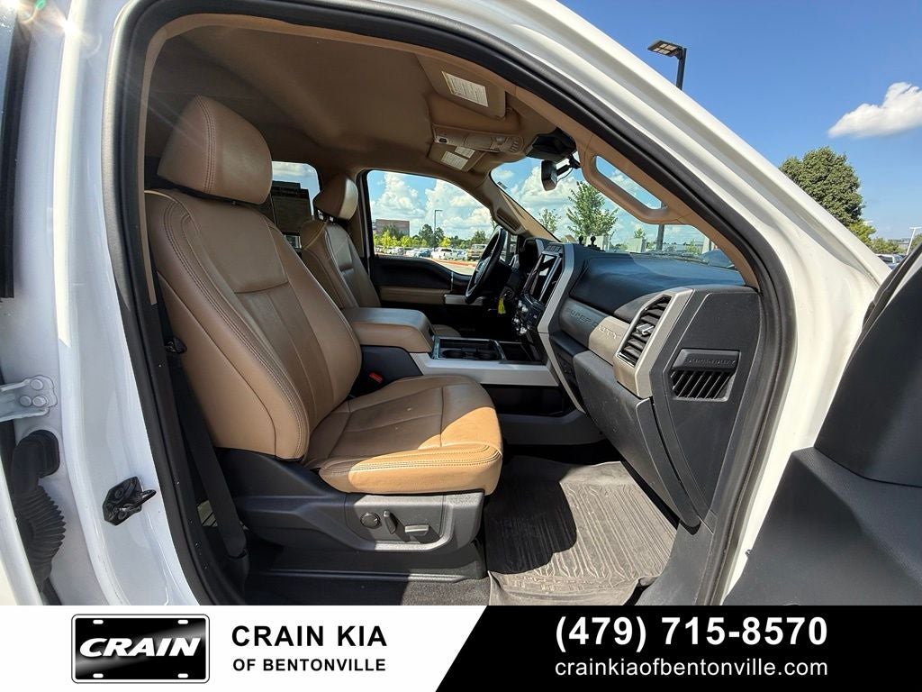 2022 Ford F-250SD Lariat - 4WD / CLEAN CARFAX / ONE OWNER