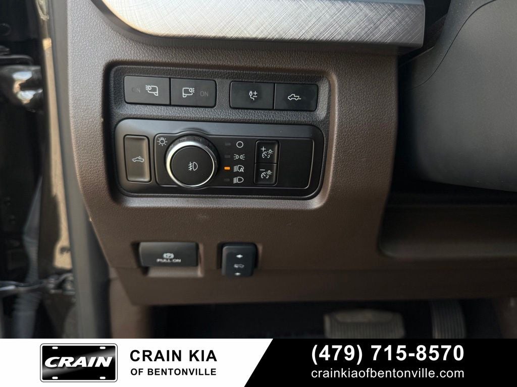 2024 Ford F-250SD King Ranch - 4WD / CLEAN CARFAX / LIFTED!