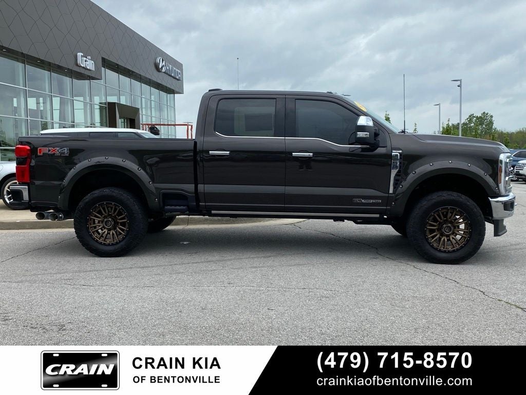 2024 Ford F-250SD King Ranch - 4WD / CLEAN CARFAX / LIFTED!