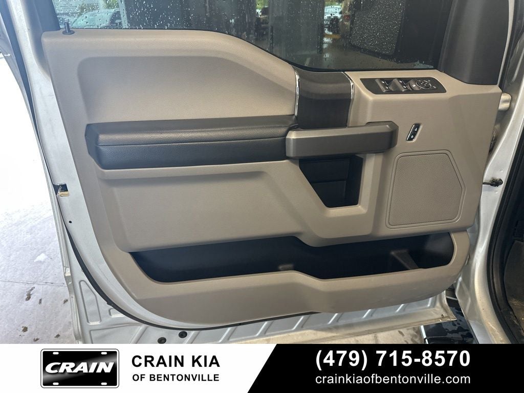 2017 Ford F-150 XLT - 4WD / LOW MILES! / CLEAN CARFAX