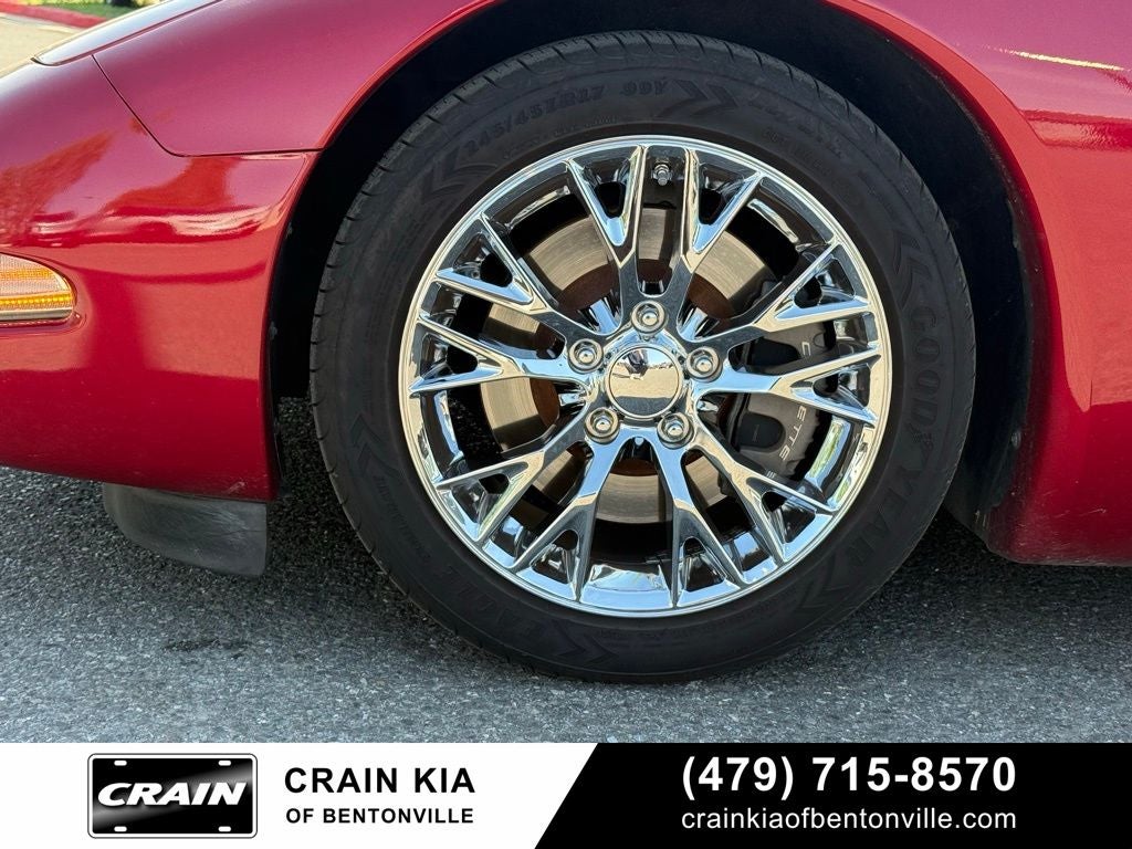 2004 Chevrolet Corvette Base - CLEAN CARFAX HISTORY