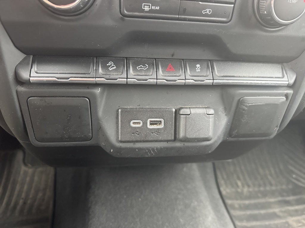 2021 Chevrolet Silverado 1500 Custom Trail Boss - 4WD / CLEAN CARFAX / ONE OWNER