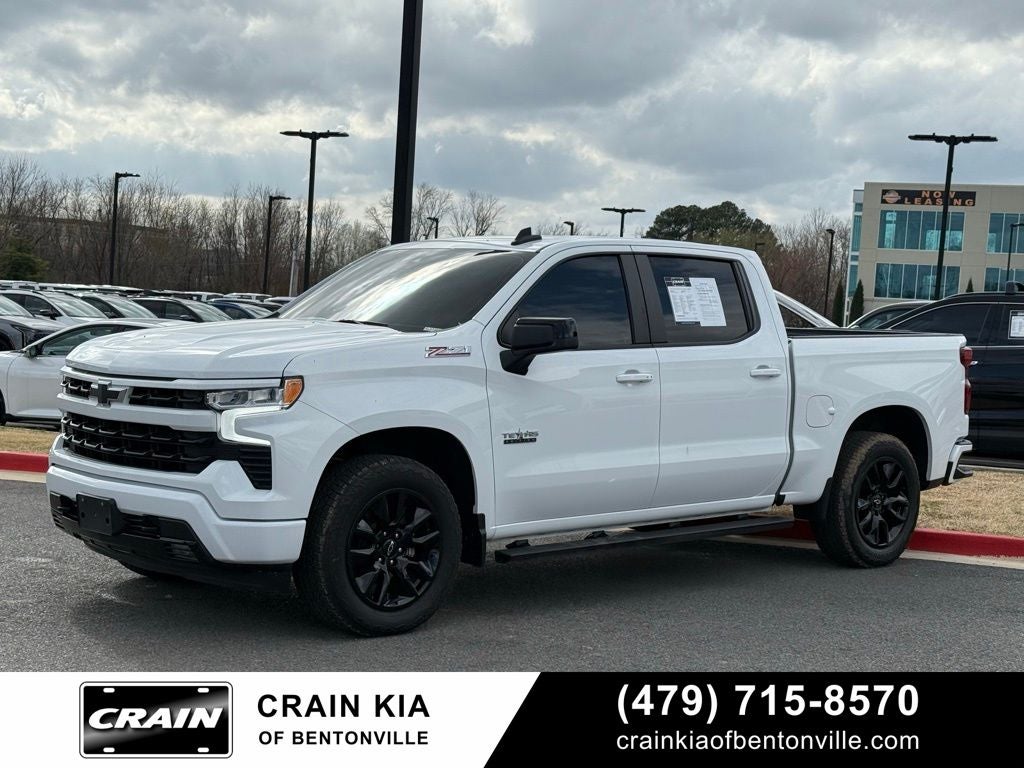 2023 Chevrolet Silverado 1500 RST - 4WD / CLEAN CARFAX / ONE OWNER