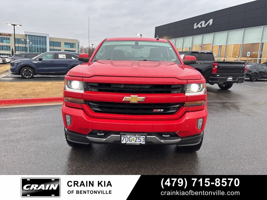 2016 Chevrolet Silverado 1500 LT - 4WD / LIFTED / WHEELS / TIRES