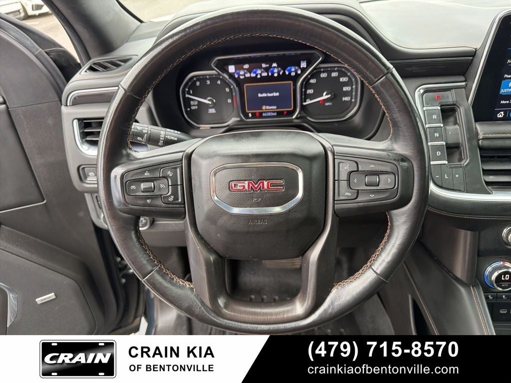 2021 GMC Yukon AT4 - 4WD / PANORAMIC SUNROOF / CLEAN CARFAX