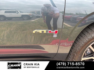 2021 GMC Yukon AT4 - 4WD / PANORAMIC SUNROOF / CLEAN CARFAX