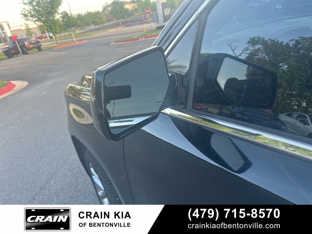 2017 GMC Yukon Denali - 4WD / ONE OWNER / SUNROOF