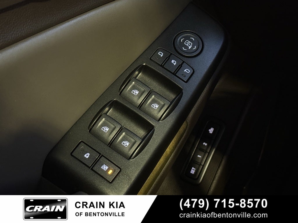 2016 GMC Yukon Denali - 4WD / SUNROOF