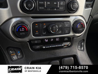 2019 GMC Yukon XL SLT - 4WD / CLEAN CARFAX / SUNROOF