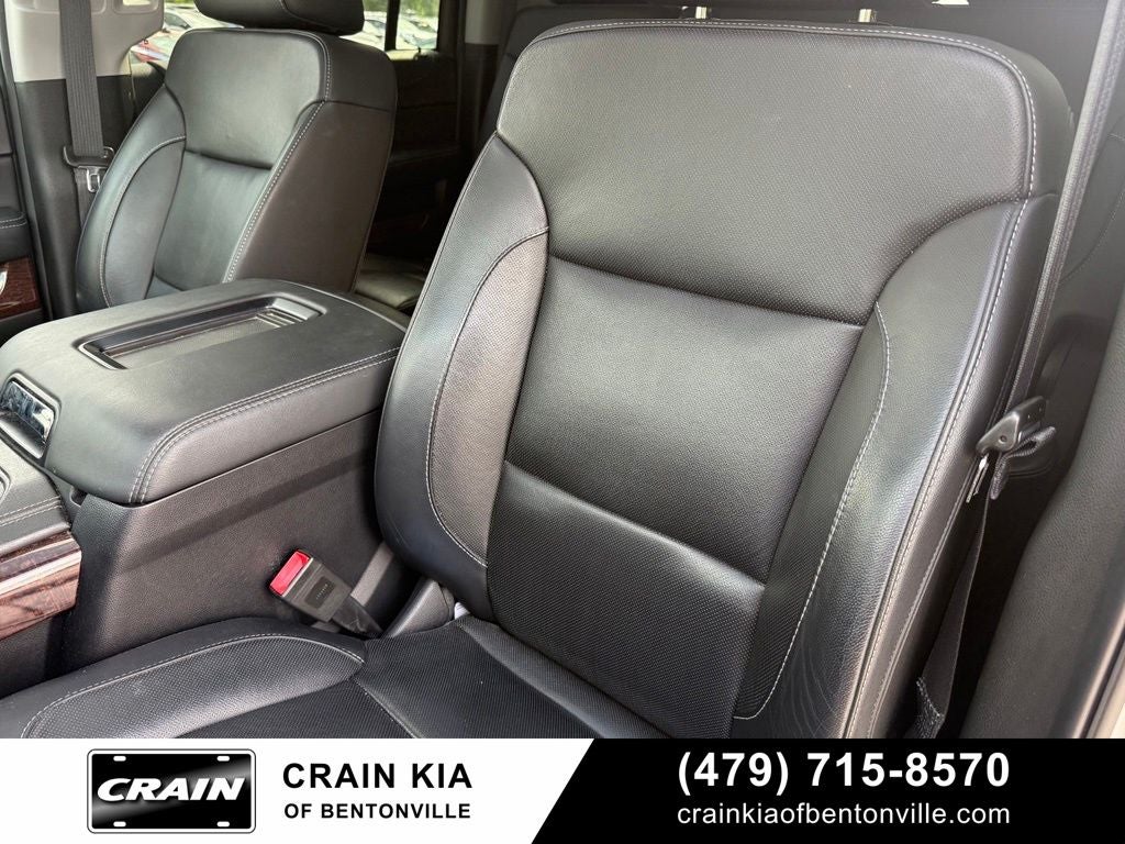 2019 GMC Yukon XL SLT - 4WD / CLEAN CARFAX / SUNROOF