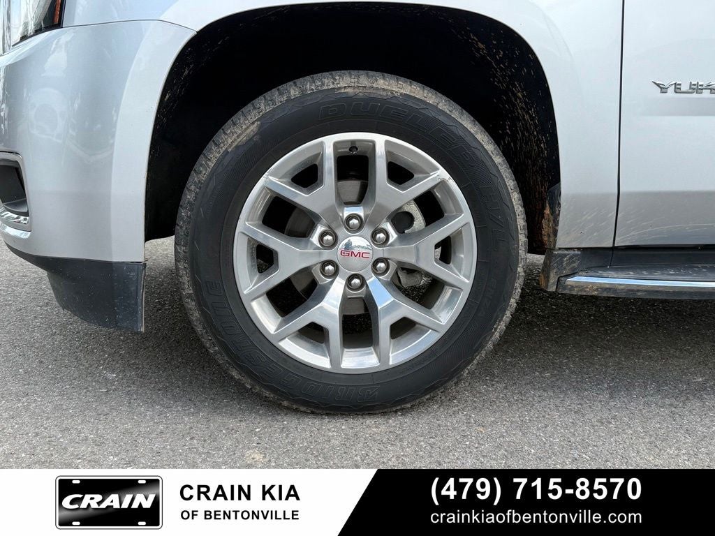 2019 GMC Yukon XL SLT - 4WD / CLEAN CARFAX / SUNROOF